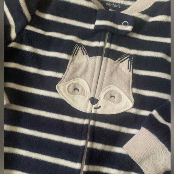2/15$• Pair of animal themed footies• Carter’s• 9 months - Picture 4 of 5